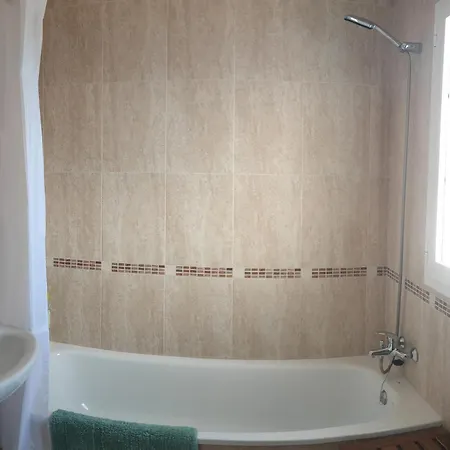 Penthouse With Hot Tub And Air Conditioning Offering Breathtaking Panoramic Mountain And Sea Views Apartment *