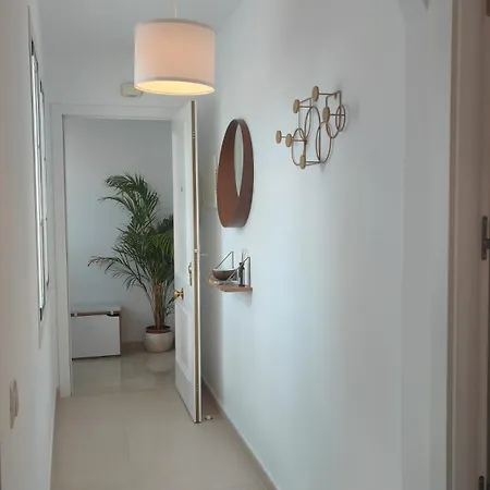 Penthouse With Hot Tub And Air Conditioning Offering Breathtaking Panoramic Mountain And Sea Views