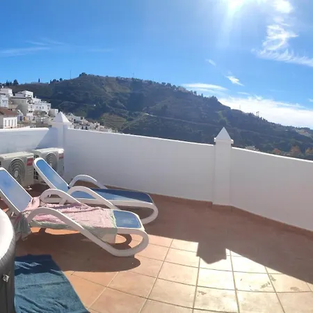 Penthouse With Hot Tub And Air Conditioning Offering Breathtaking Panoramic Mountain And Sea Views * Competa